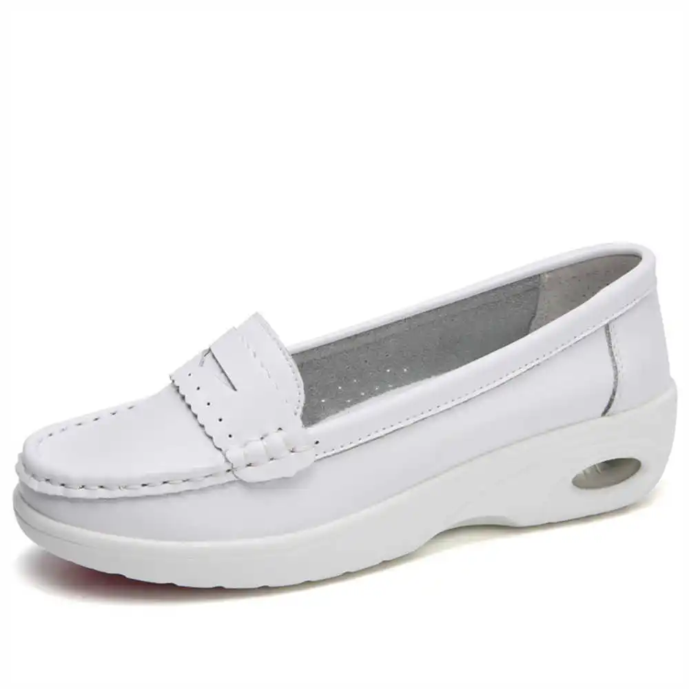Thick Sole Slipon White Traine - Women'S Formal Wear With Sneakers ulasan dan harga